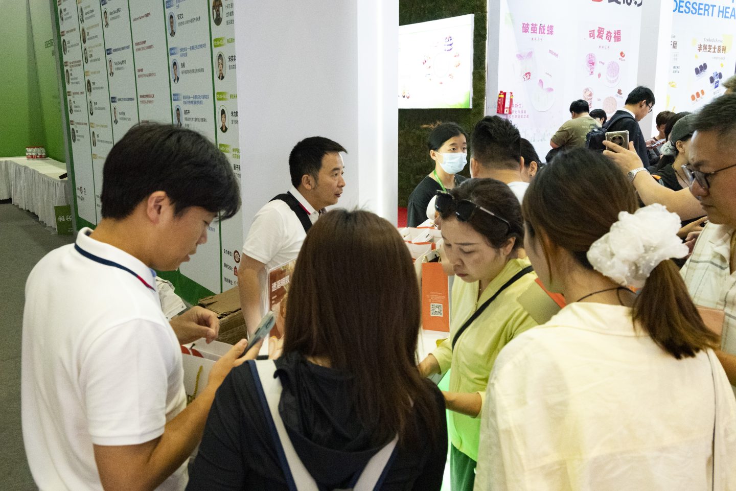 Distribution of Foodmate Instant Gelatin Samples